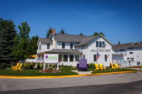 julie's park cafe and motel reviews|julie cafe motel door county.